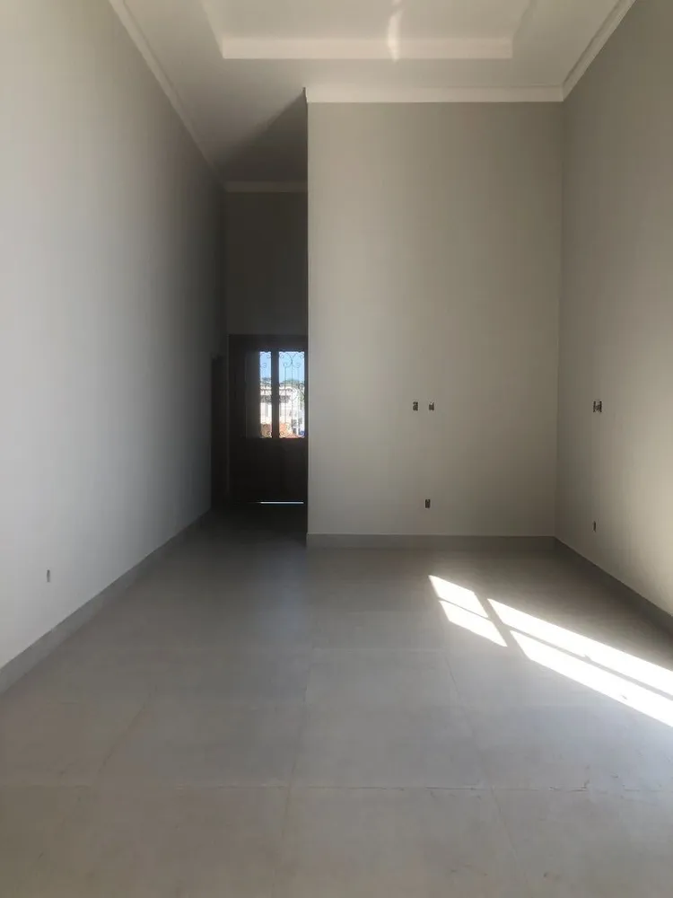 Casa, 3 quartos, 231 m² - Foto 2