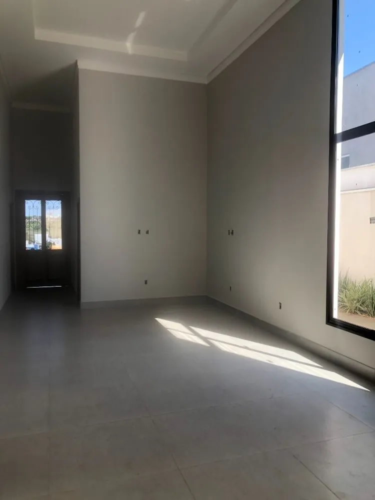 Casa, 3 quartos, 231 m² - Foto 1