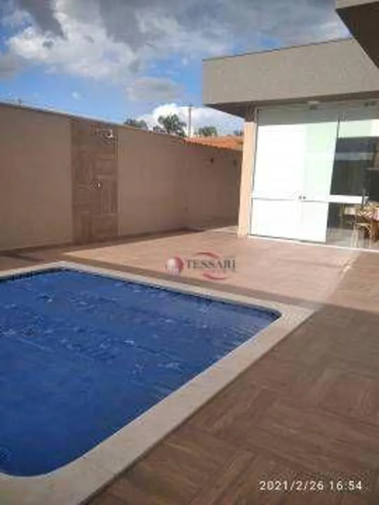 Casa, 3 quartos, 200 m² - Foto 2
