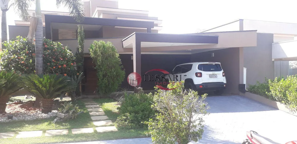 Casa, 3 quartos, 230 m² - Foto 2