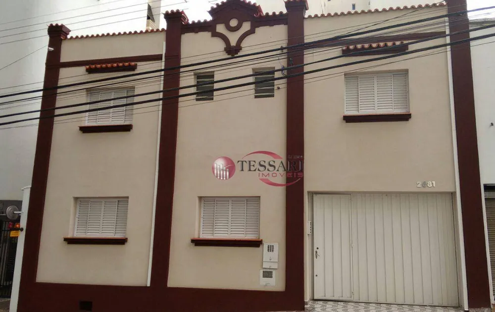 Casa, 3 quartos, 200 m² - Foto 1
