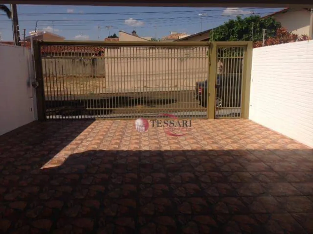 Casa, 3 quartos, 250 m² - Foto 2