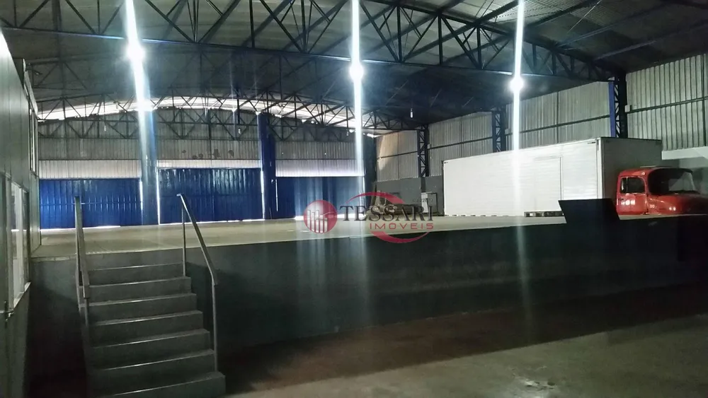 Depósito-Galpão, 750 m² - Foto 1