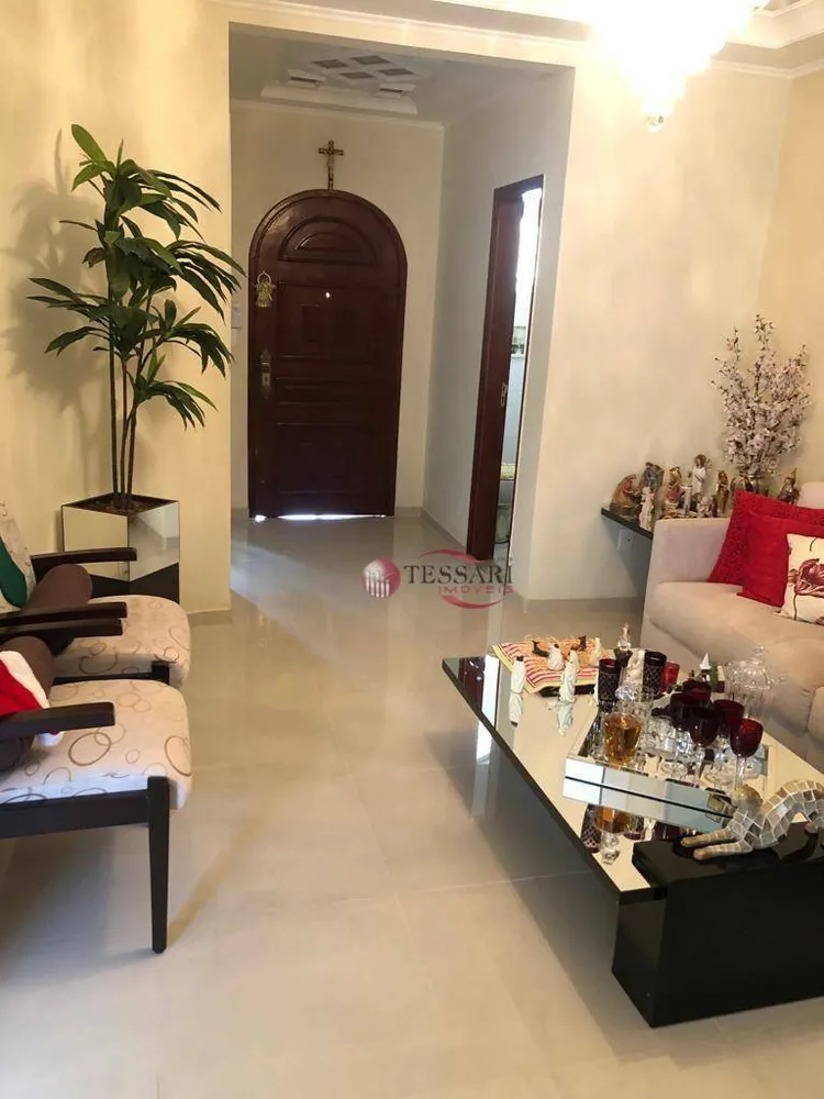 Casa, 3 quartos, 320 m² - Foto 1