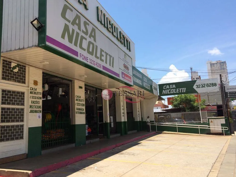 Loja-Salão, 1699 m² - Foto 1
