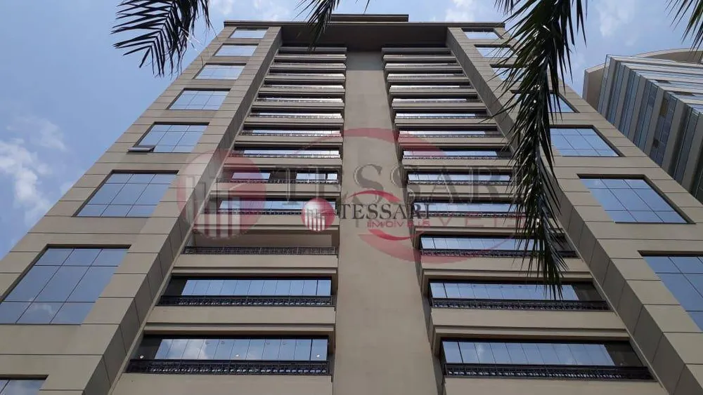 Apartamento, 3 quartos, 237 m² - Foto 1