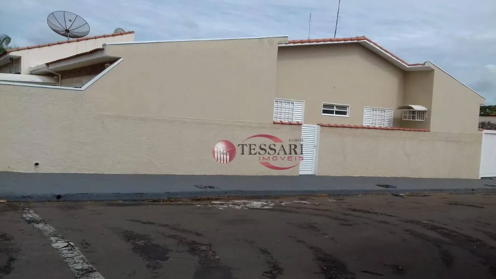 Casa, 3 quartos, 200 m² - Foto 2