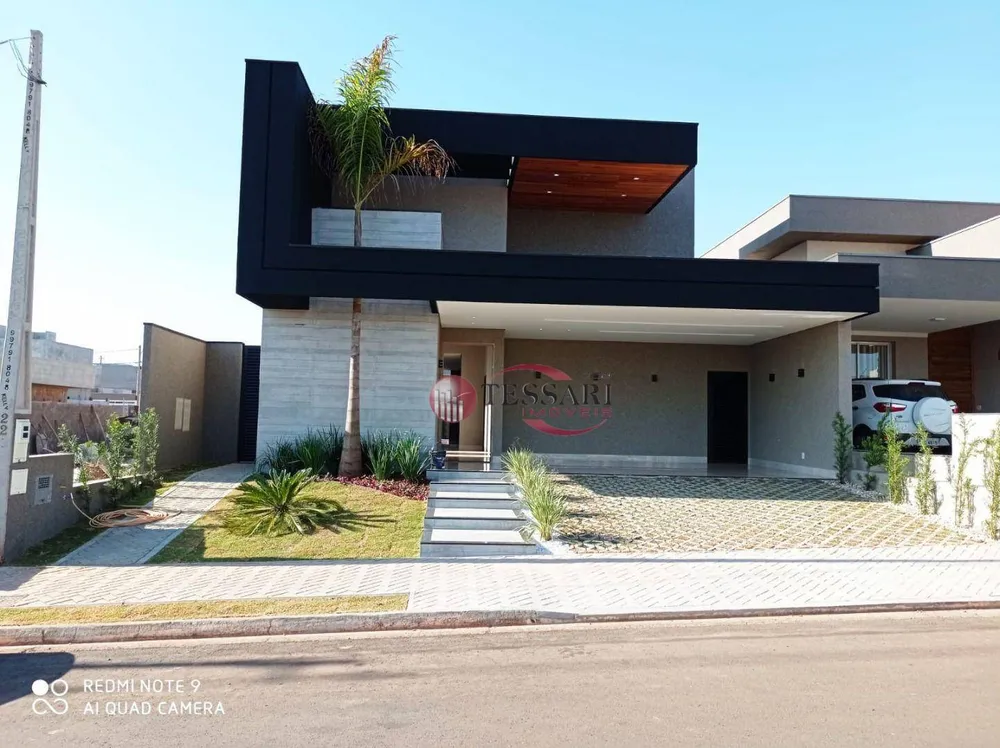 Casa, 3 quartos, 216 m² - Foto 2