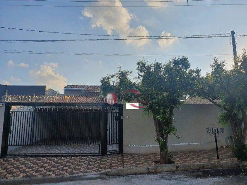 Casa, 3 quartos, 255 m² - Foto 1