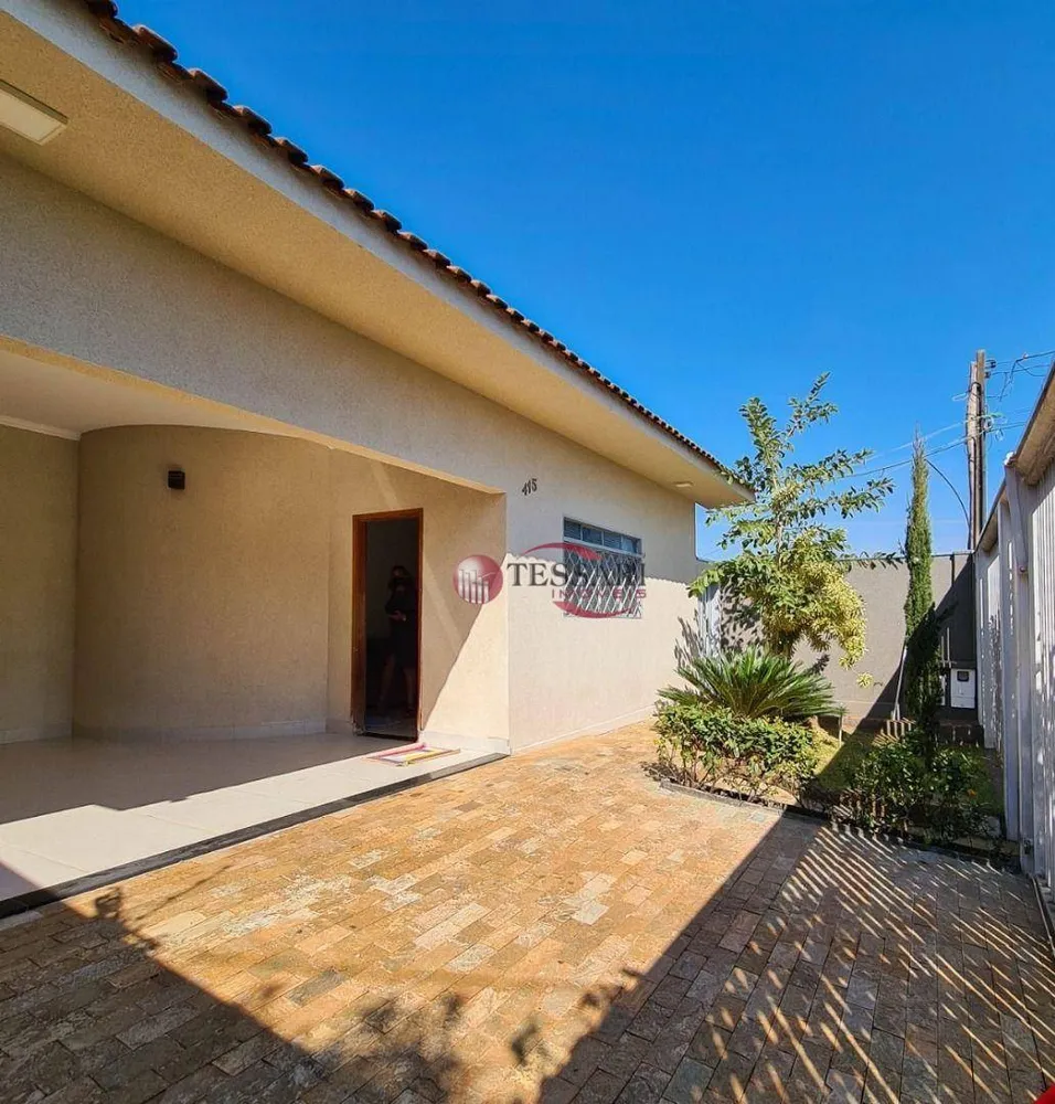 Casa, 3 quartos, 200 m² - Foto 1