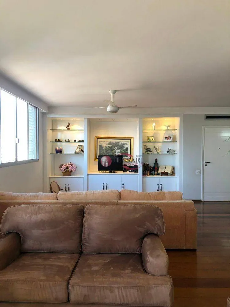 Apartamento, 3 quartos, 190 m² - Foto 4