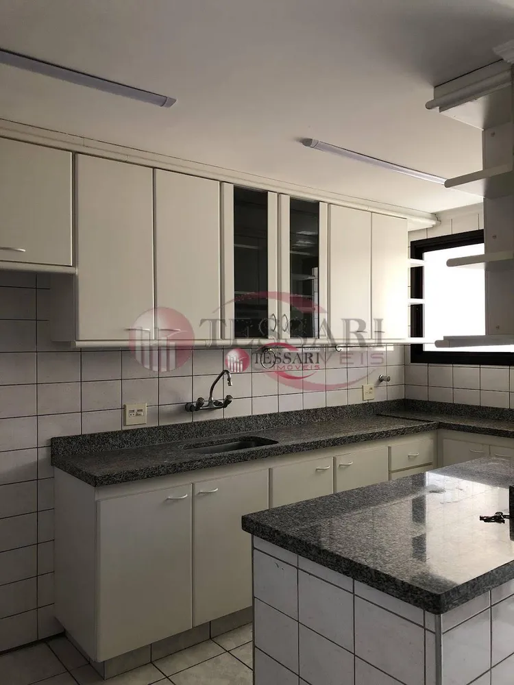 Apartamento, 3 quartos, 180 m² - Foto 2