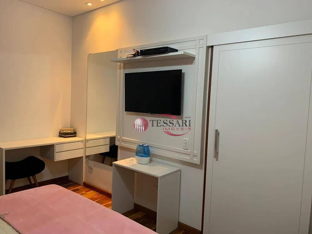Casa, 3 quartos, 210 m² - Foto 2