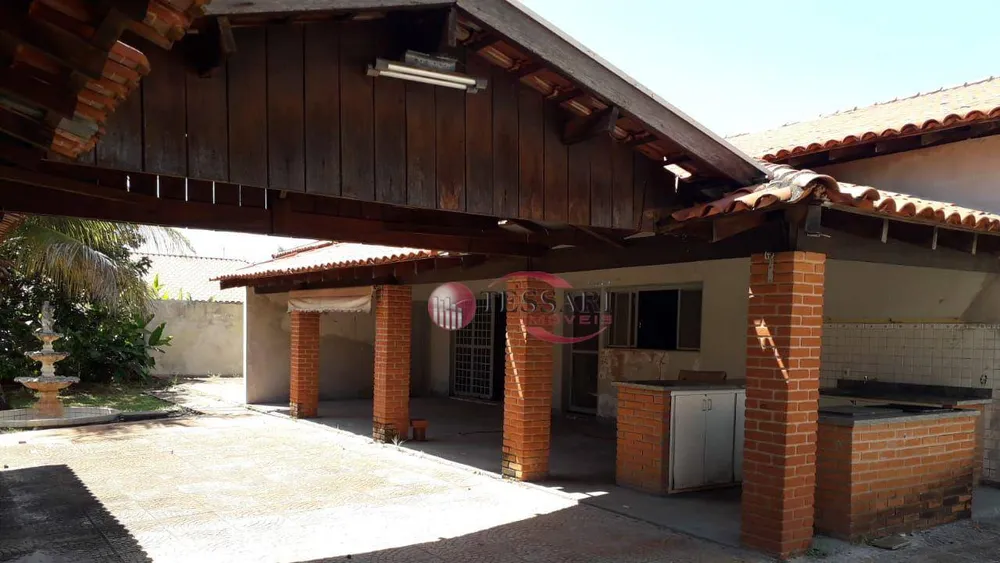Chácara, 3 quartos, 1620 m² - Foto 2