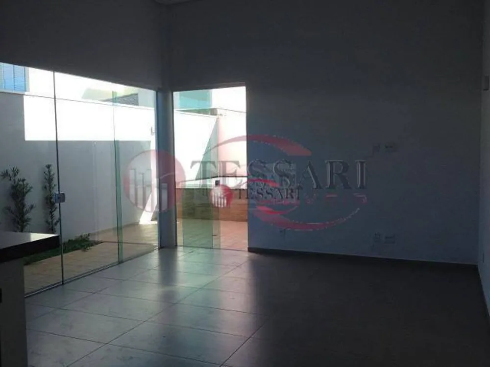 Casa, 3 quartos, 200 m² - Foto 2