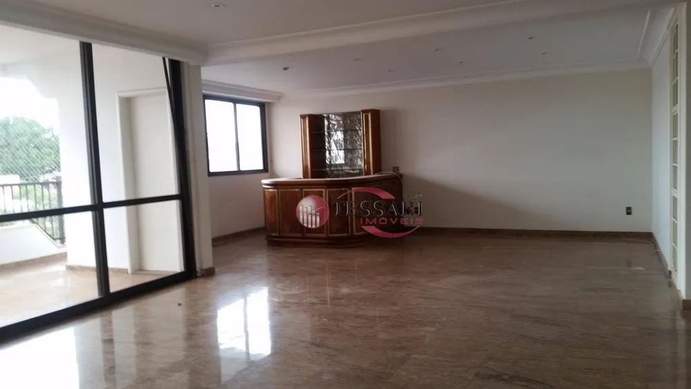 Apartamento, 3 quartos, 274 m² - Foto 1