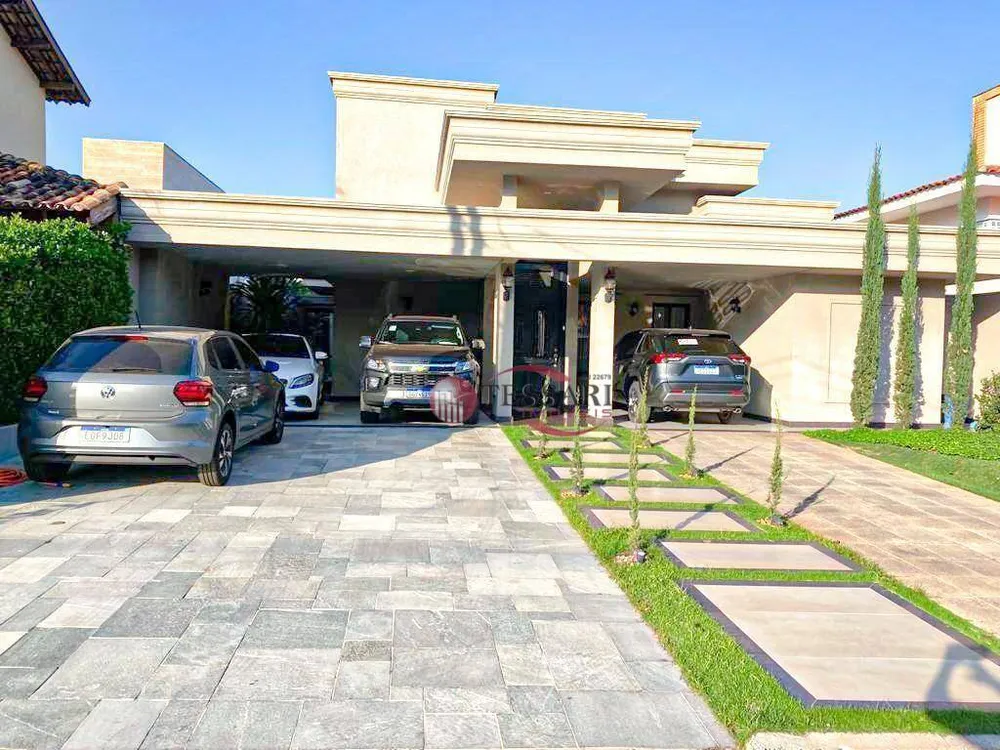 Casa, 4 quartos, 302 m² - Foto 1