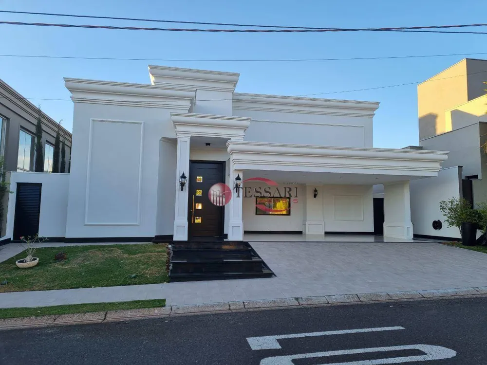 Casa, 4 quartos, 380 m² - Foto 1