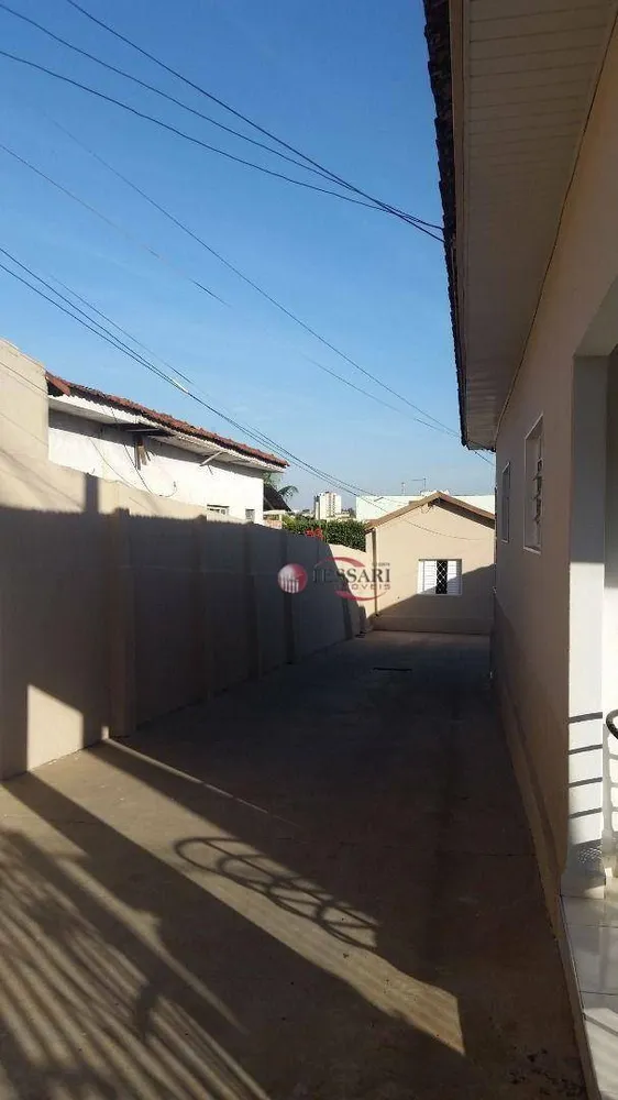 Casa, 2 quartos, 225 m² - Foto 3