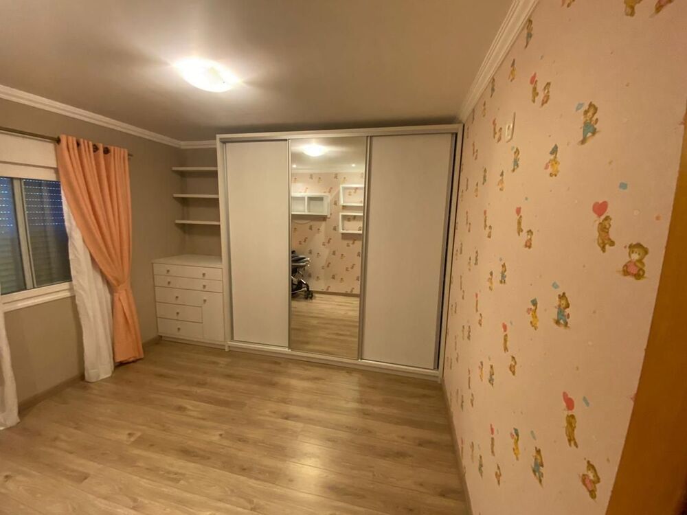 Casa, 3 quartos, 288 m² - Foto 1