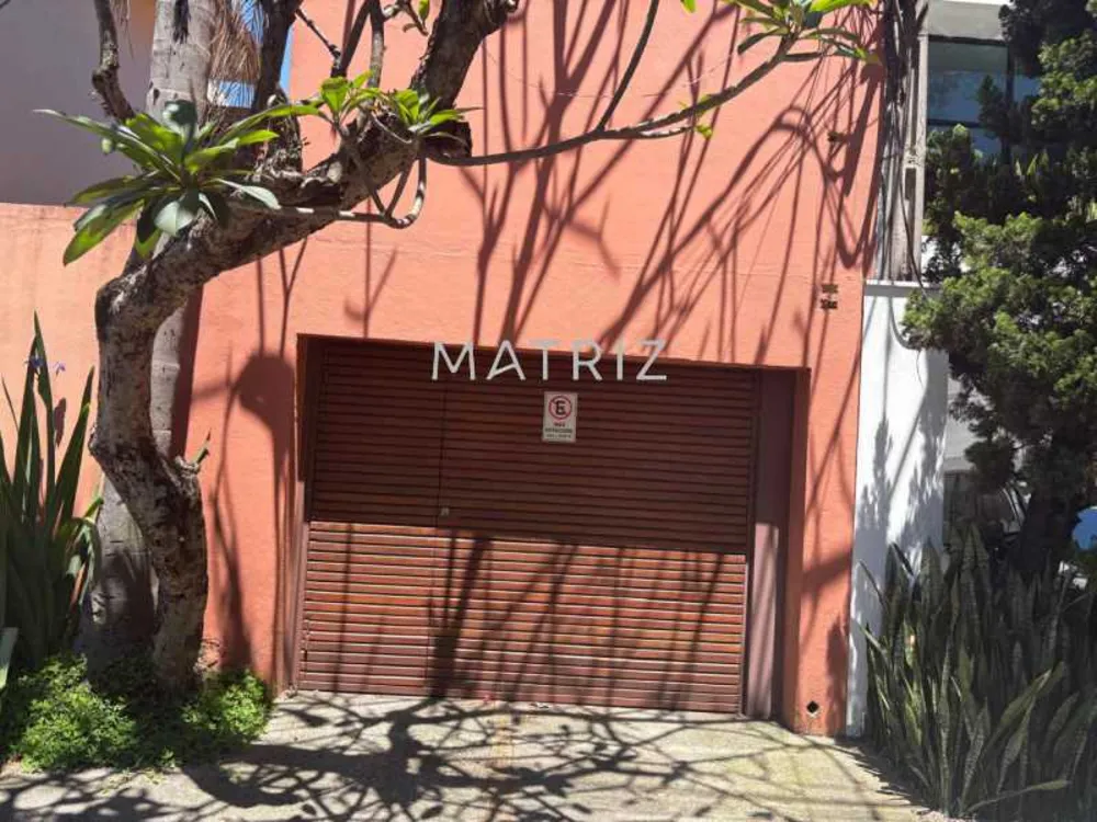 Casa, 3 quartos, 238 m² - Foto 1