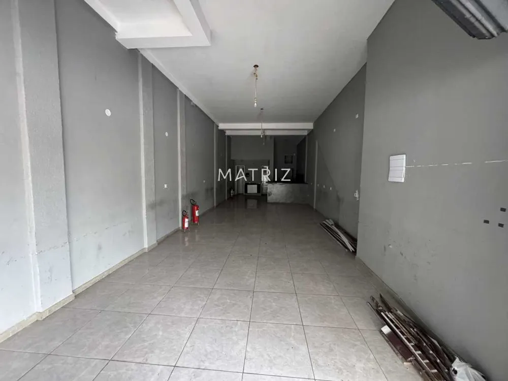 Loja-Salão, 200 m² - Foto 1