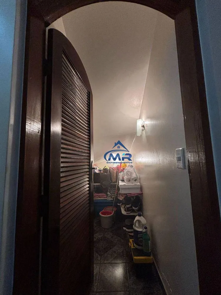 Sobrado, 3 quartos, 230 m² - Foto 1