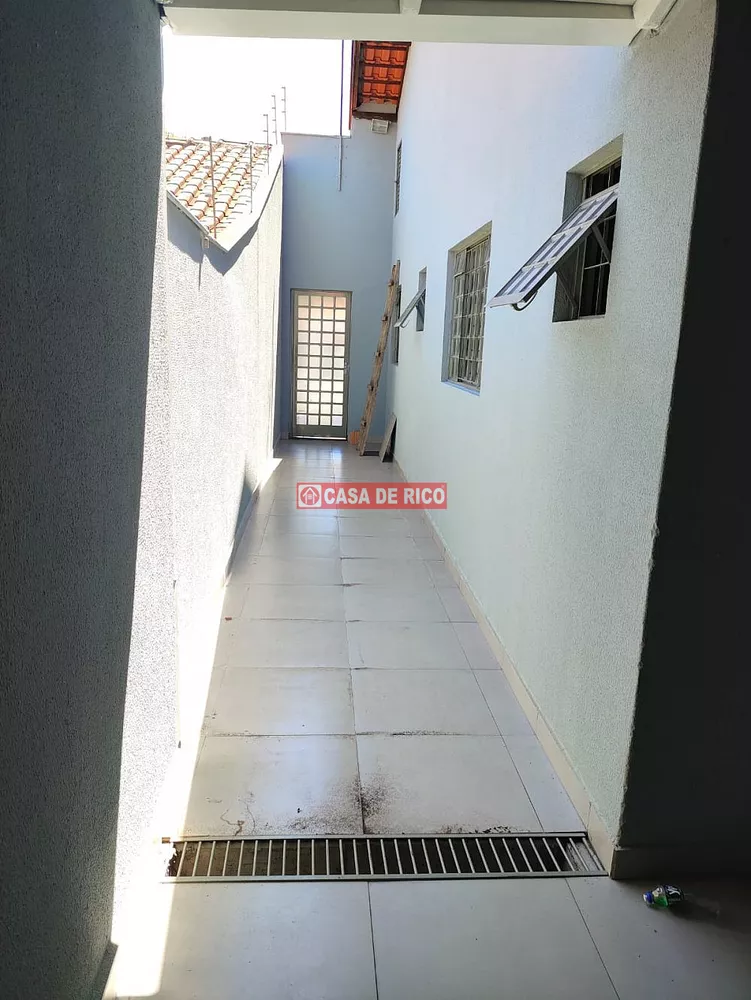 Casa, 3 quartos, 160 m² - Foto 3