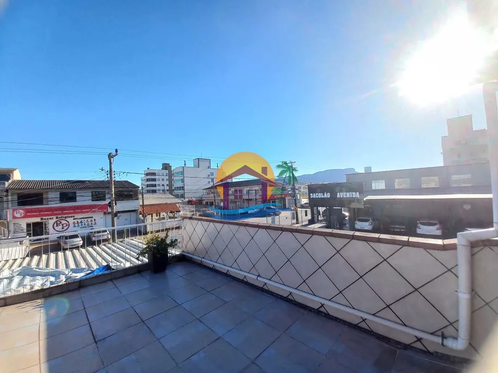 Casa, 3 quartos, 210 m² - Foto 4
