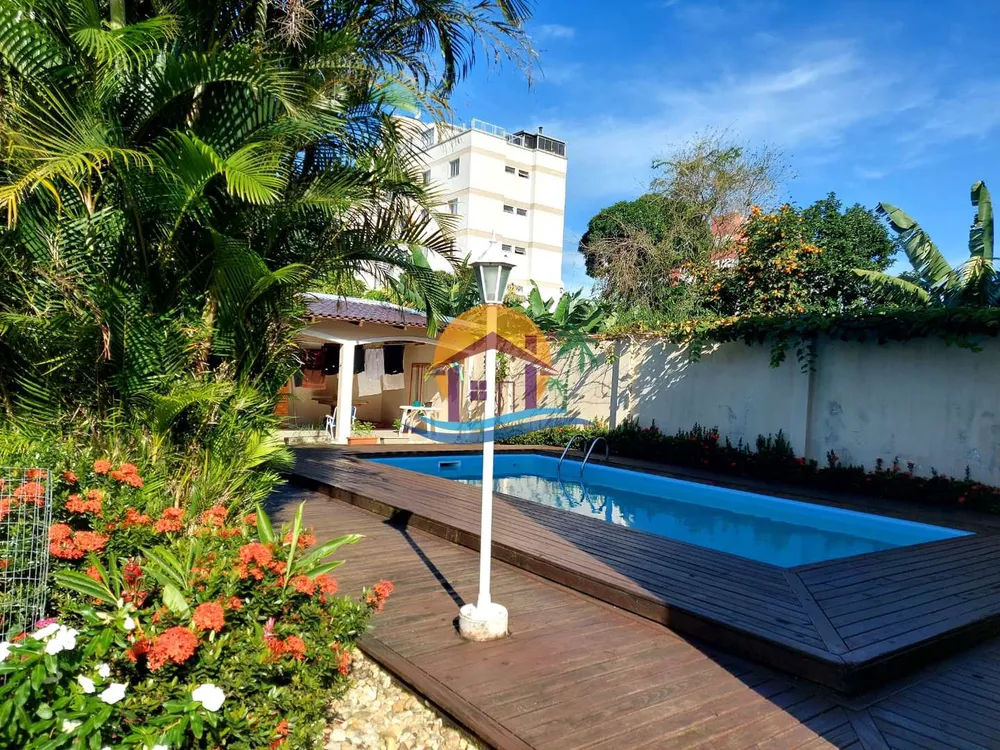 Casa, 5 quartos, 242 m² - Foto 13