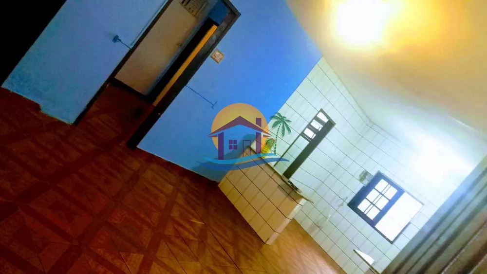 Casa à venda com 4 quartos, 200m² - Foto 4