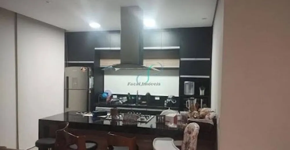 Casa, 3 quartos, 160 m² - Foto 2
