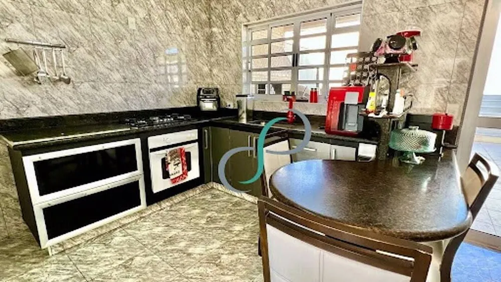 Casa, 3 quartos, 240 m² - Foto 5