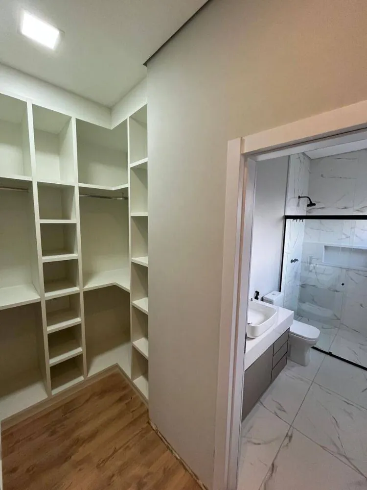 Casa, 3 quartos, 233 m² - Foto 11