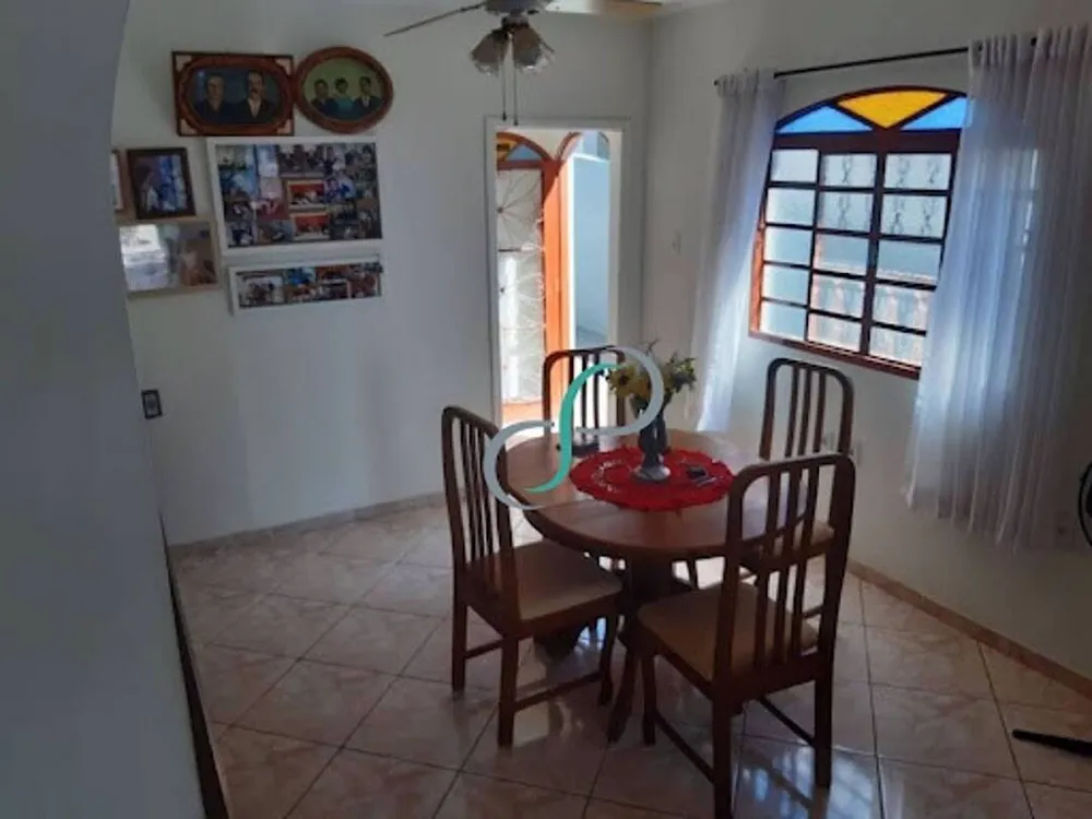 Casa, 3 quartos, 178 m² - Foto 2