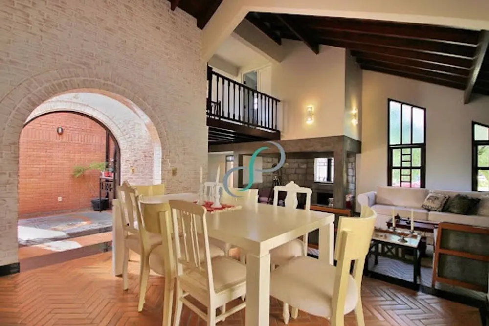 Casa, 3 quartos, 350 m² - Foto 1