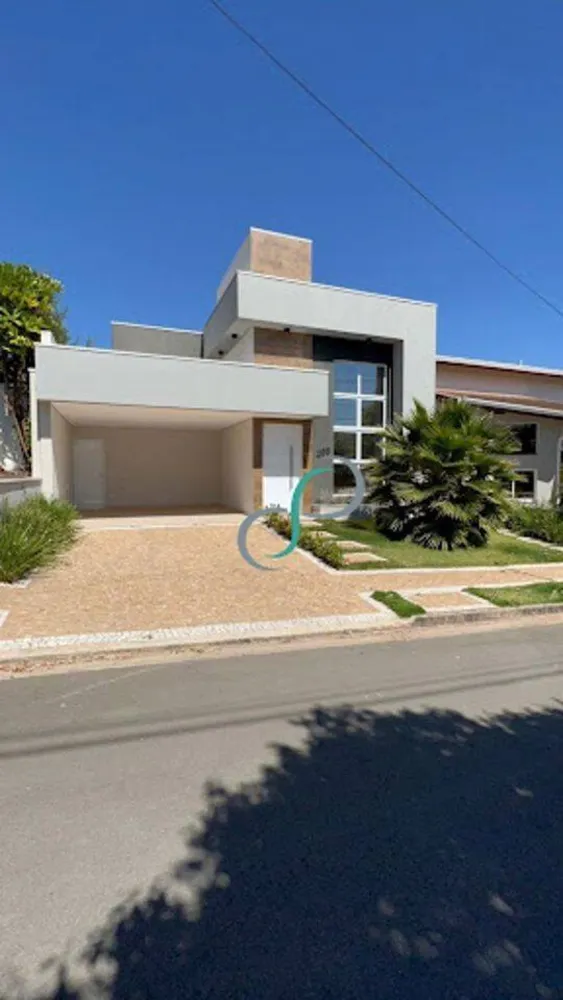 Casa, 3 quartos, 178 m² - Foto 1