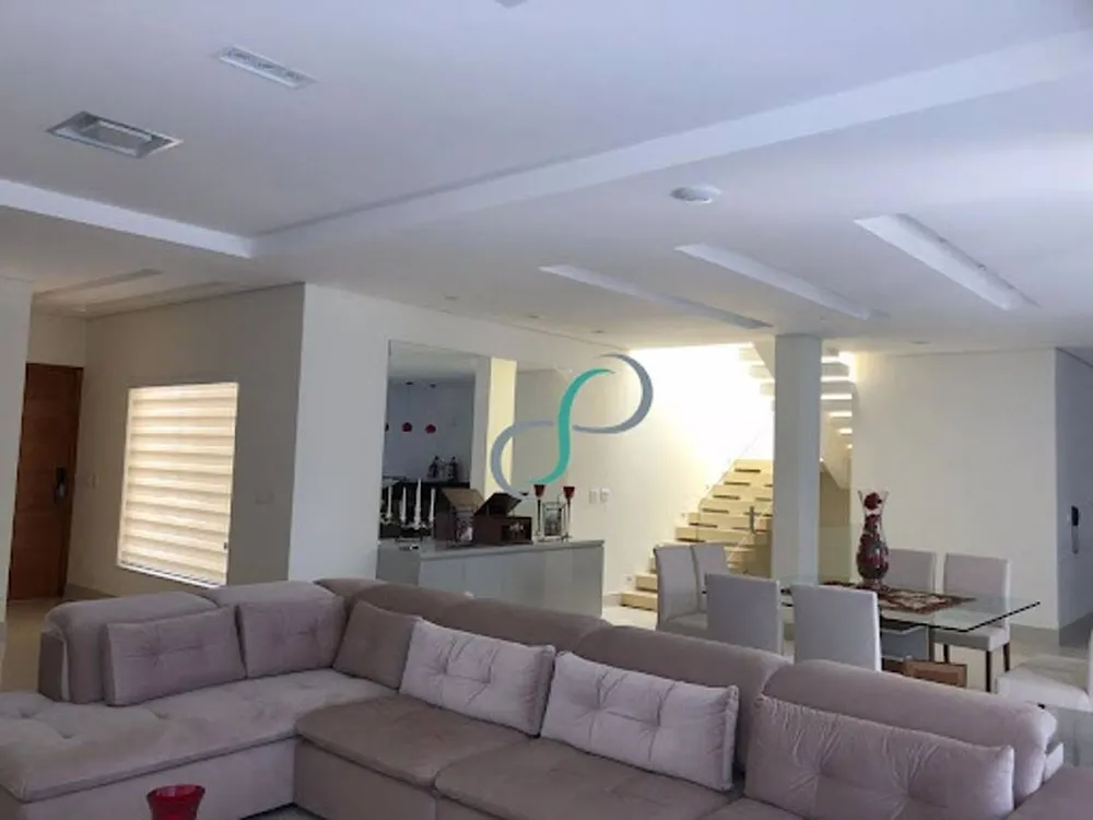 Casa, 4 quartos, 590 m² - Foto 1