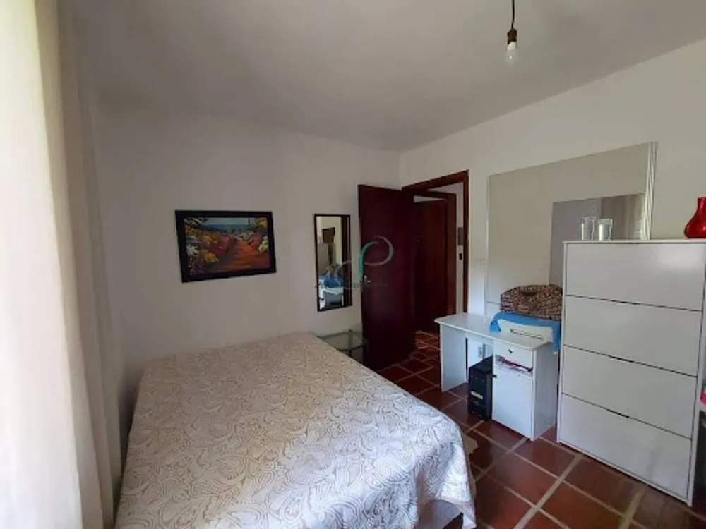 Chácara, 4 quartos, 882 m² - Foto 2