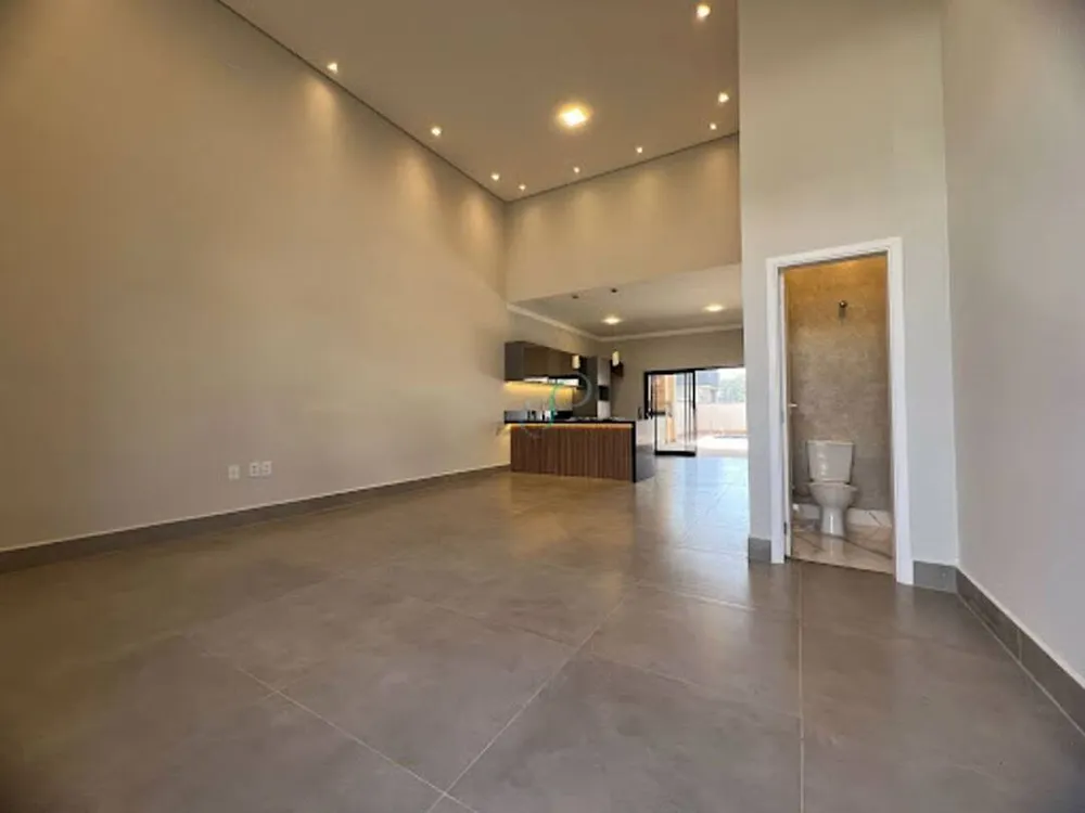 Casa, 3 quartos, 198 m² - Foto 2