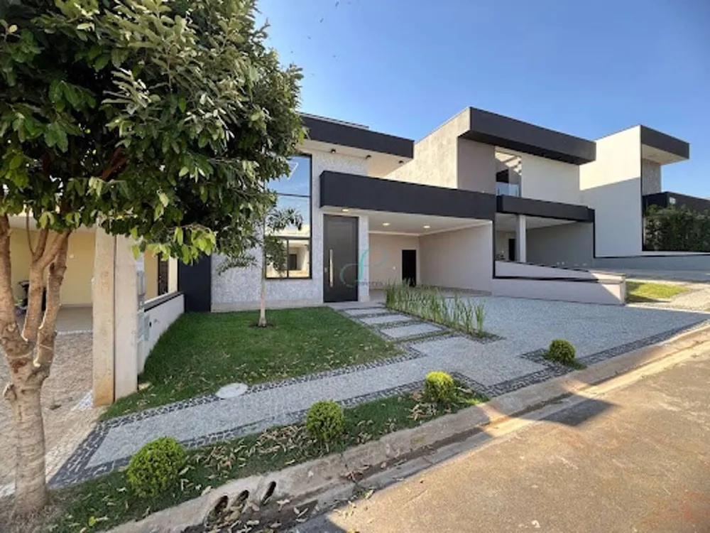 Casa, 3 quartos, 198 m² - Foto 1