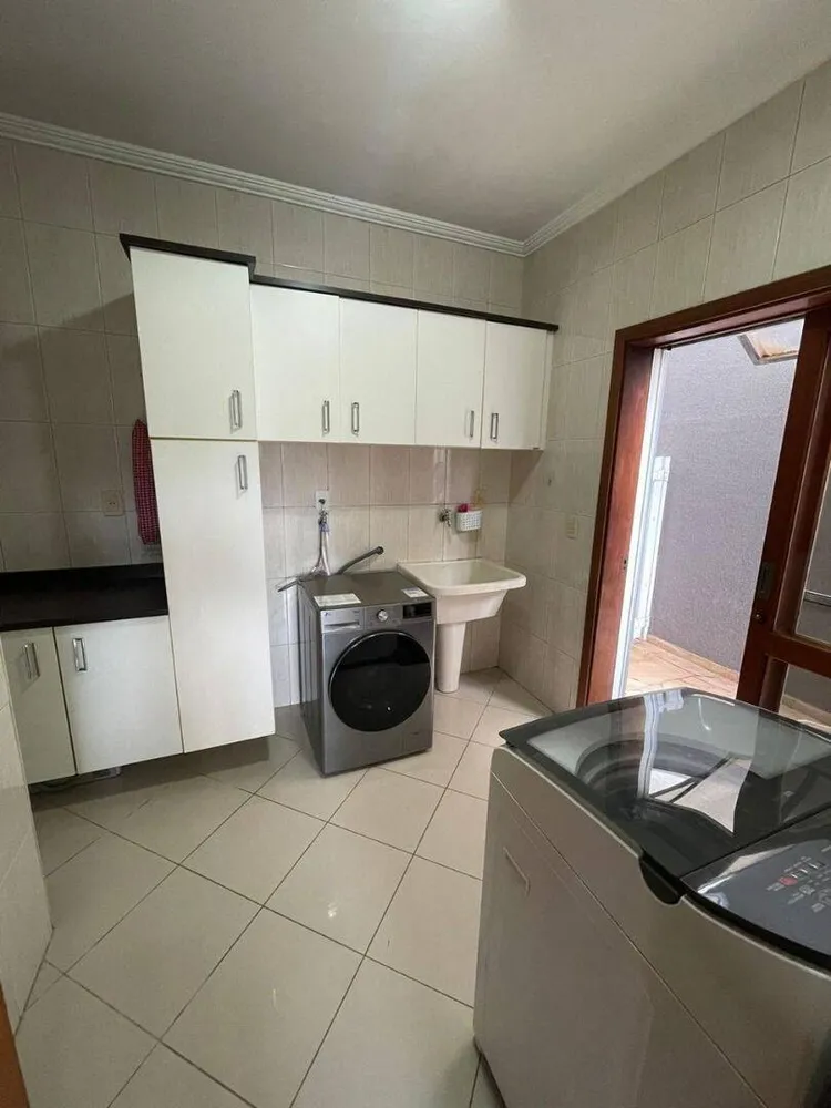 Casa, 3 quartos, 200 m² - Foto 12
