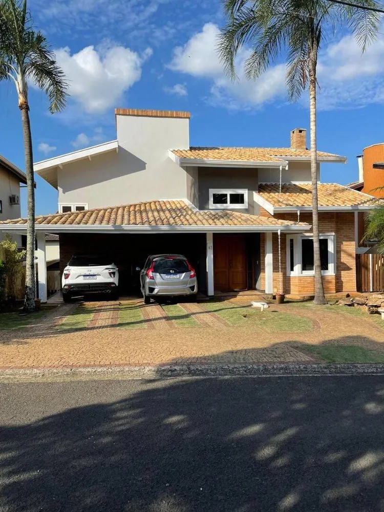 Casa, 3 quartos, 200 m² - Foto 1