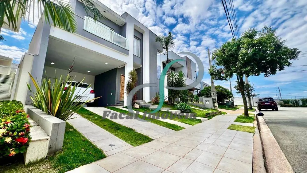 Casa, 3 quartos, 222 m² - Foto 1