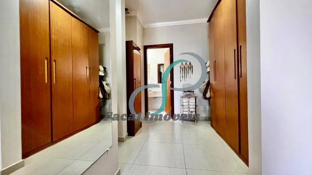 Casa, 3 quartos, 222 m² - Foto 9