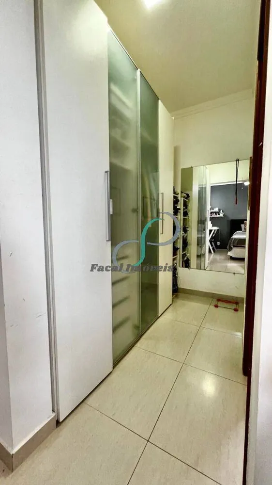 Casa, 3 quartos, 222 m² - Foto 13