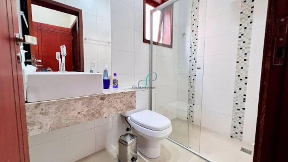 Casa, 4 quartos, 270 m² - Foto 8