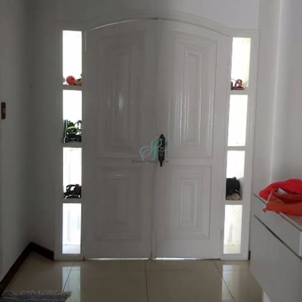 Casa, 5 quartos, 330 m² - Foto 4