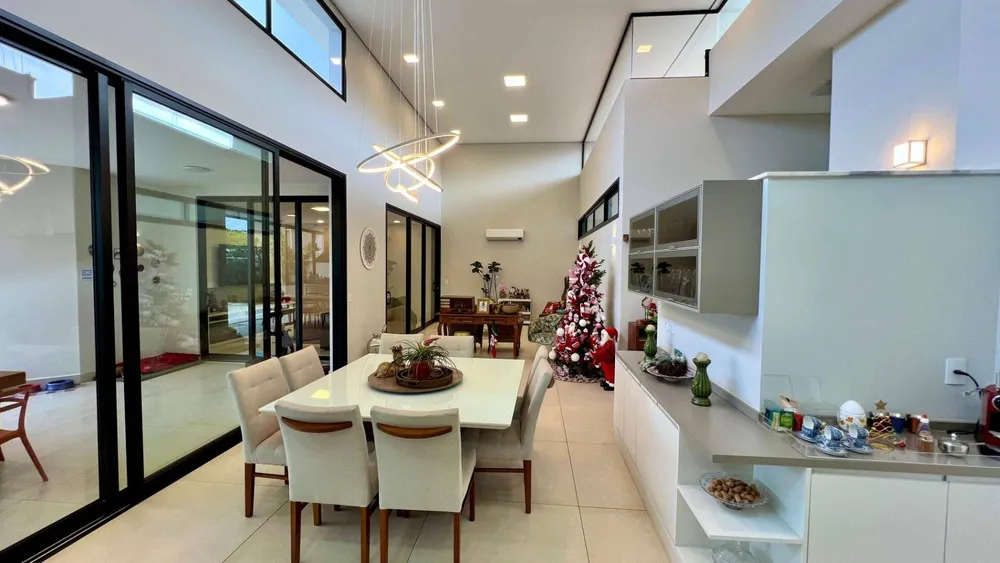 Casa, 3 quartos, 313 m² - Foto 2