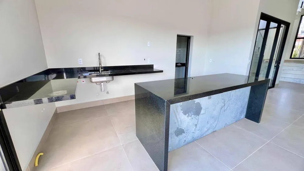 Sobrado, 3 quartos, 251 m² - Foto 10